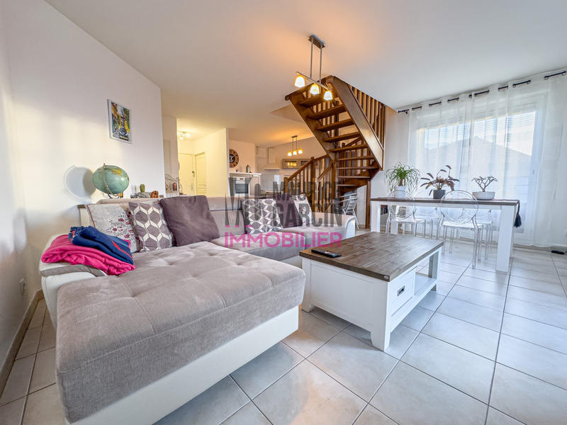 Appartement - 90 m² - 4 pièces