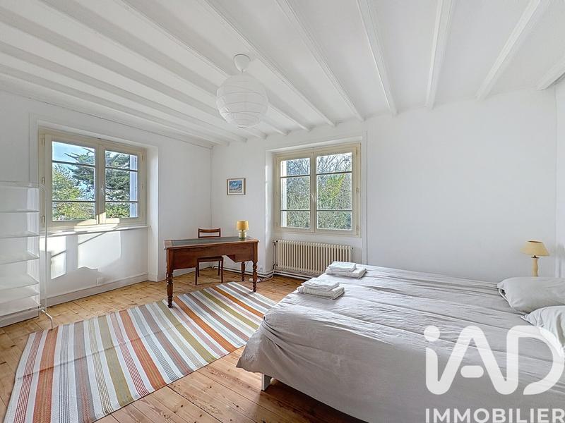 Maison - 179 m² - 7 pièces