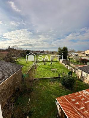 Maison - 93 m² - 5 pièces