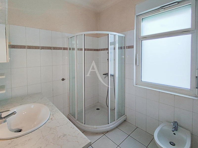 Maison - 112 m² - 6 pièces