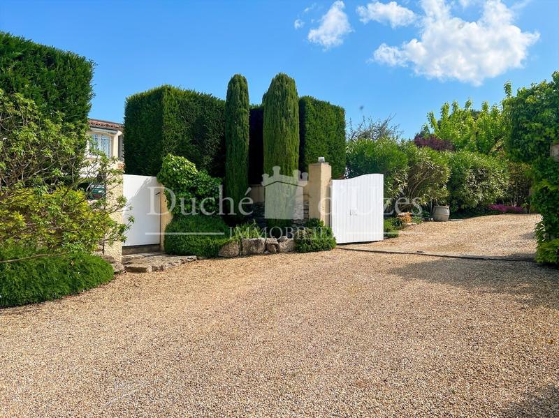 Maison - 166 m² - 5 pièces