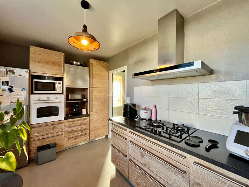 Maison - 83 m² - 4 pièces