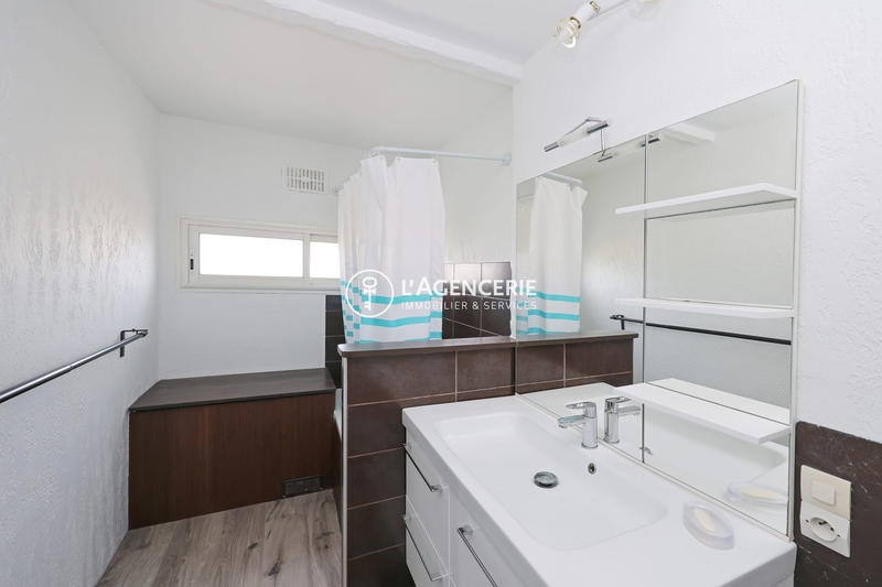 Appartement - 82 m² - 3 pièces