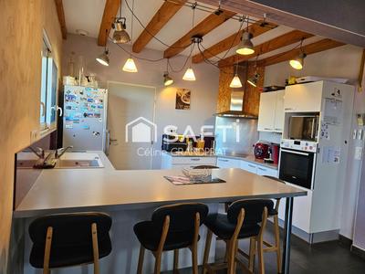 Maison - 170 m² - 7 pièces