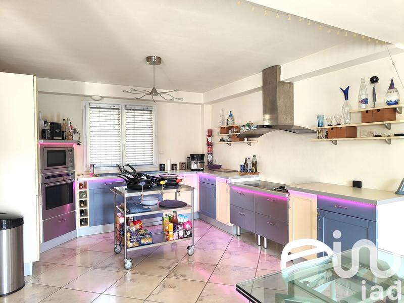 Maison - 168 m² - 7 pièces