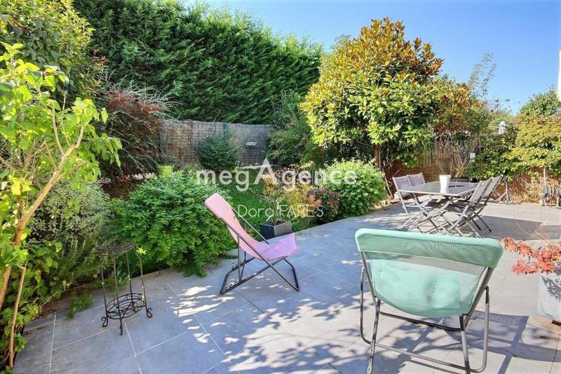 Maison - 141 m² - 6 pièces