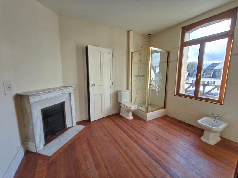 Villa - 232 m² - 9 pièces