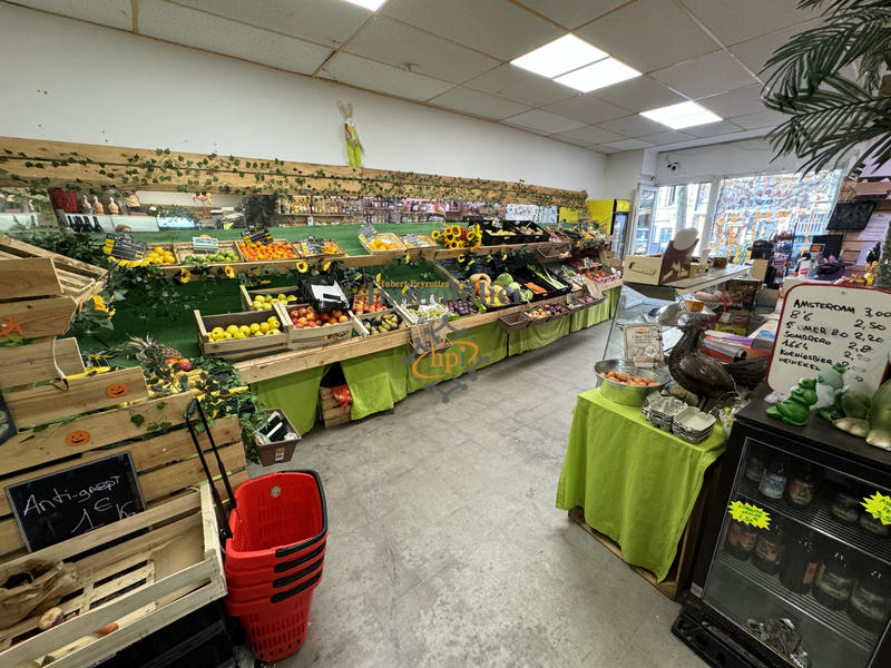 Fonds de commerce - Magasins - 140 m²