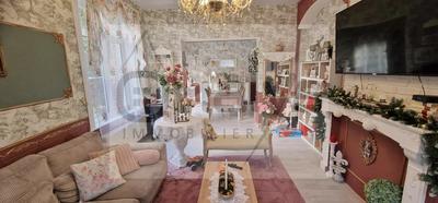 Propriété - 175 m² - 7 pièces