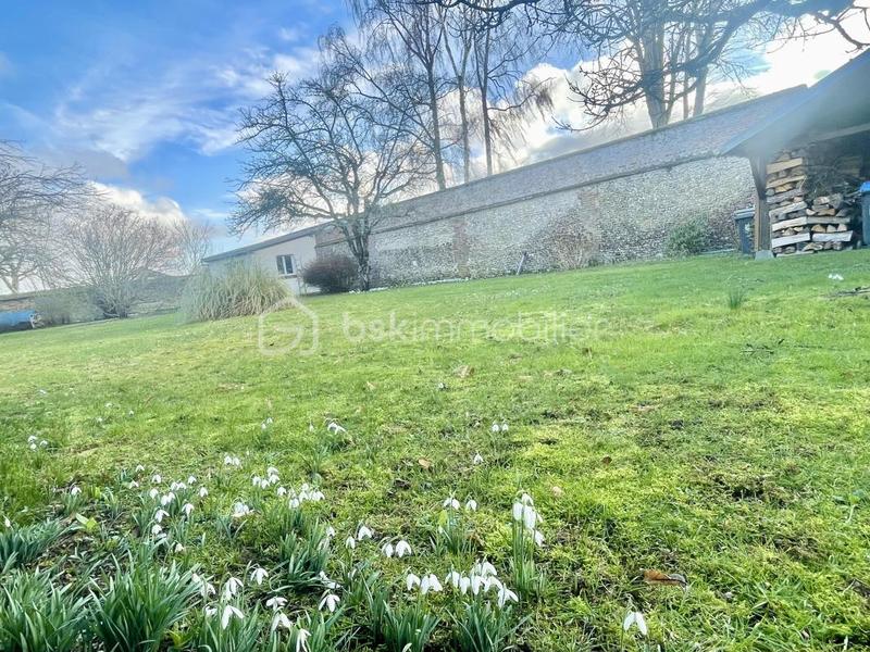 Maison - 181 m² - 6 pièces