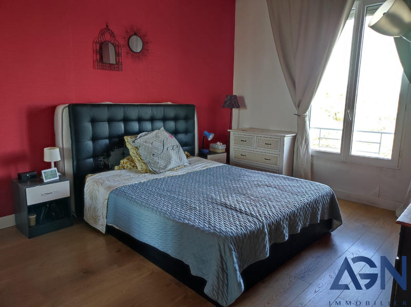 Appartement - 85 m² - 3 pièces