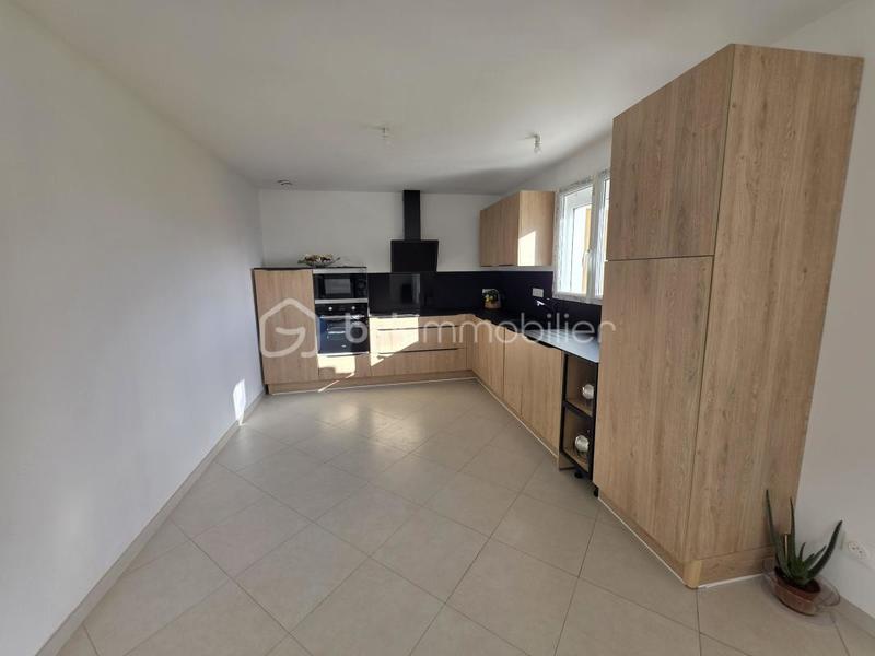 Maison traditionnelle - 121 m² - 4 pièces