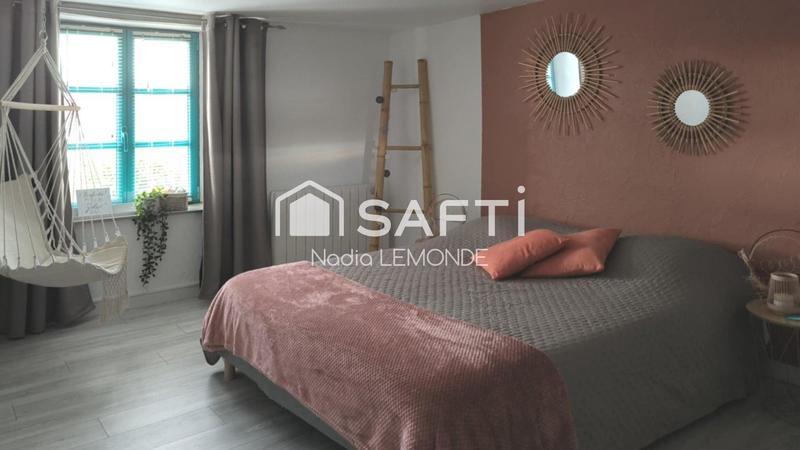 Maison - 240 m² - 6 pièces