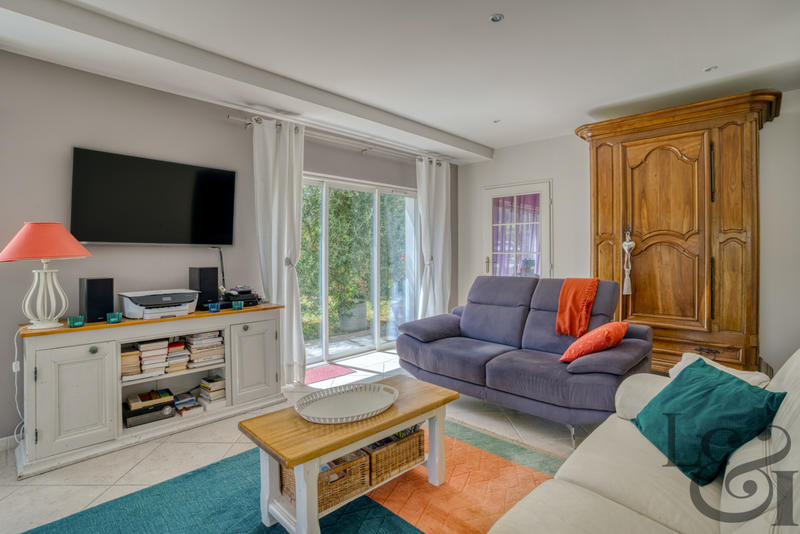 Maison - 196 m² - 5 pièces