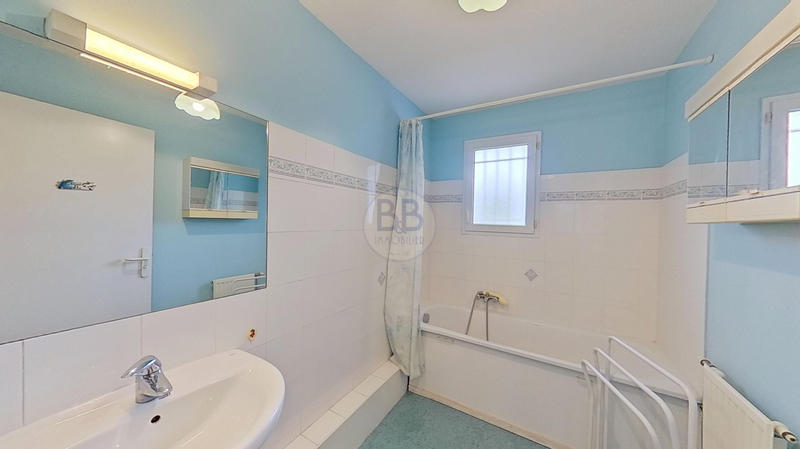 Maison - 92 m² - 4 pièces