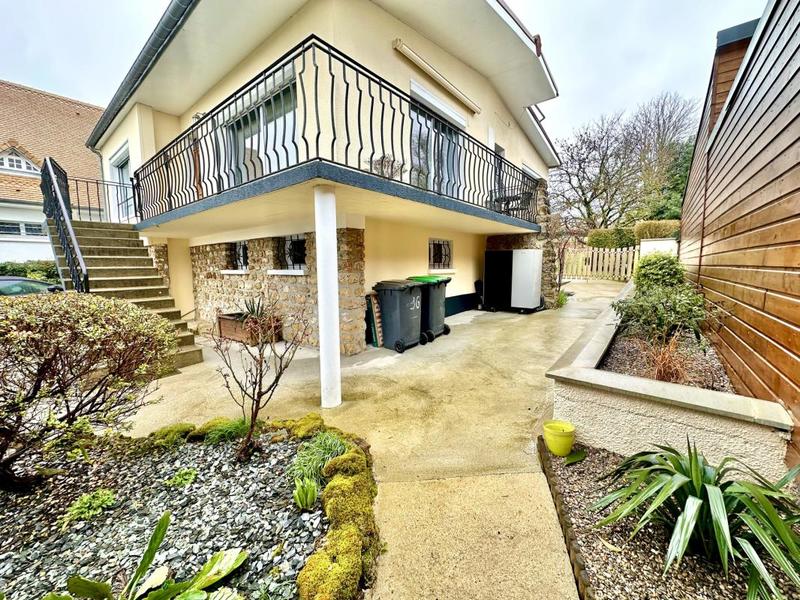 Maison - 109 m² - 4 pièces