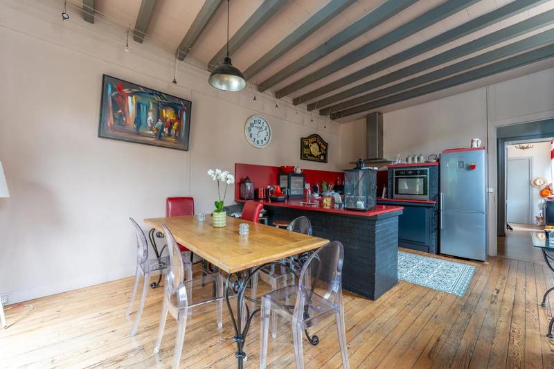 Maison de maîtres - 346 m² - 10 pièces