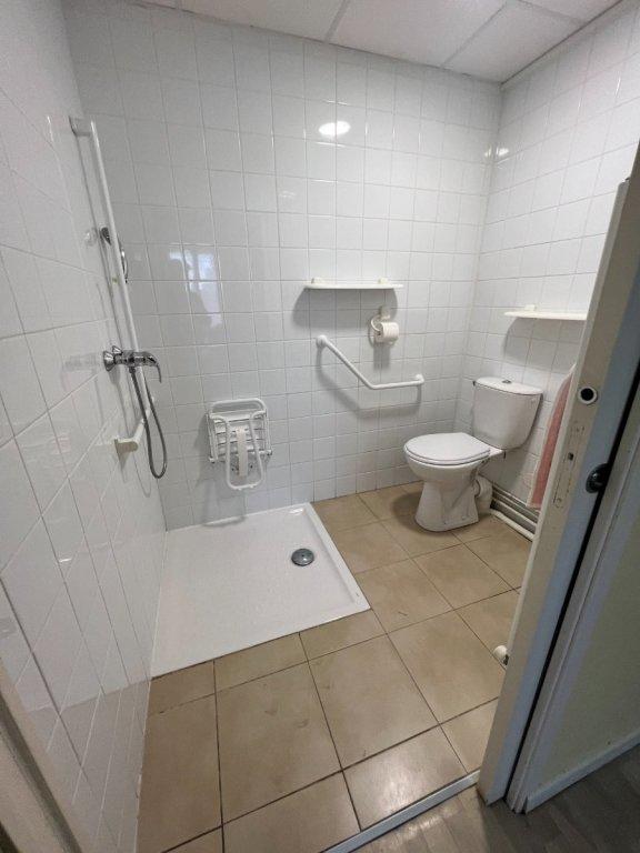 Immeuble - 83 m² - 6 pièces