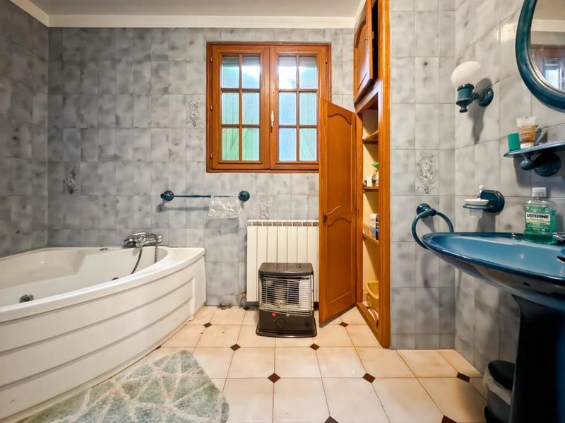 Maison - 157 m² - 7 pièces