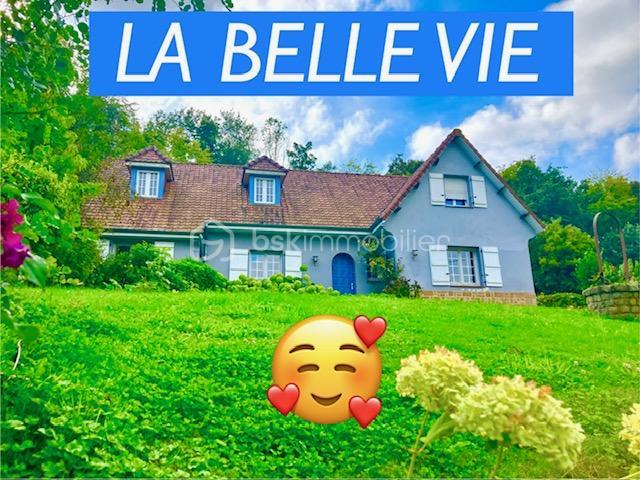 Maison - 169 m² - 8 pièces