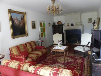 Maison - 201 m² - 8 pièces