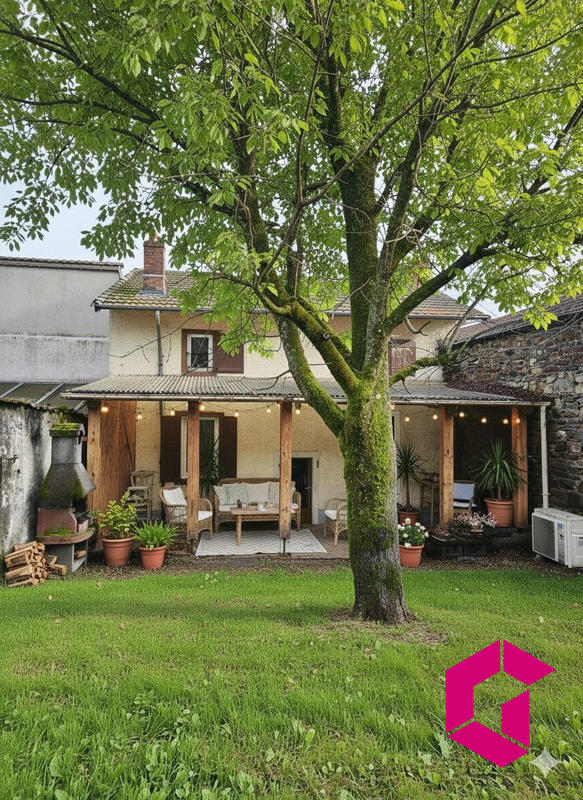 Maison - 100 m² - 5 pièces