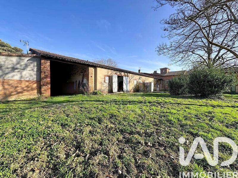 Maison - 207 m² - 7 pièces