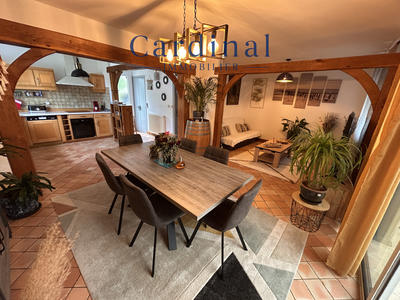 Maison - 90 m² - 4 pièces