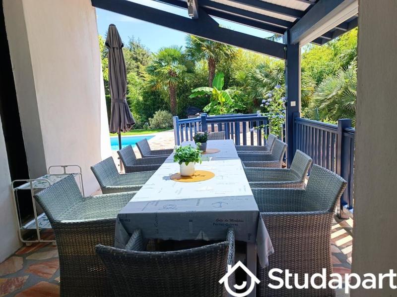 Chambre - 15 m² - 1 pièce