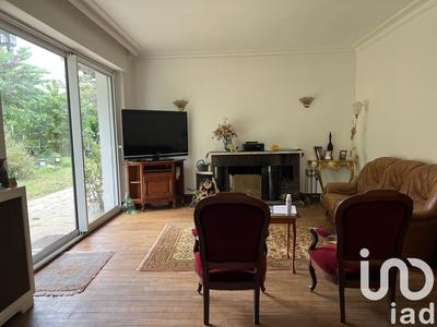Maison - 315 m² - 13 pièces