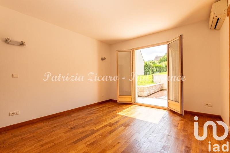 Maison - 167 m² - 7 pièces