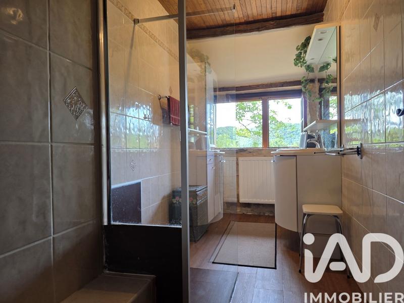 Maison - 142 m² - 6 pièces