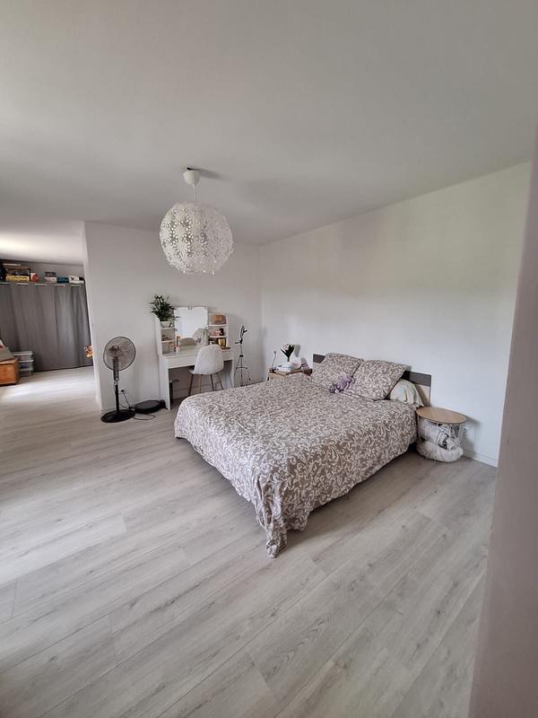 Maison - 315 m² - 11 pièces