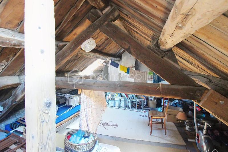 Maison - 190 m² - 11 pièces