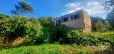 Maison - 147 m² - 6 pièces