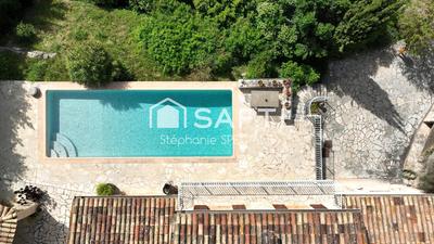 Villa - 188 m² - 7 pièces