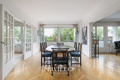 Appartement - 163 m² - 6 pièces