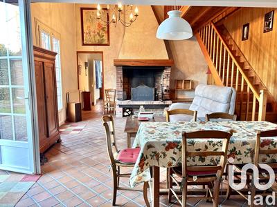 Maison - 180 m² - 7 pièces