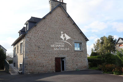 Maison - 130 m² - 8 pièces