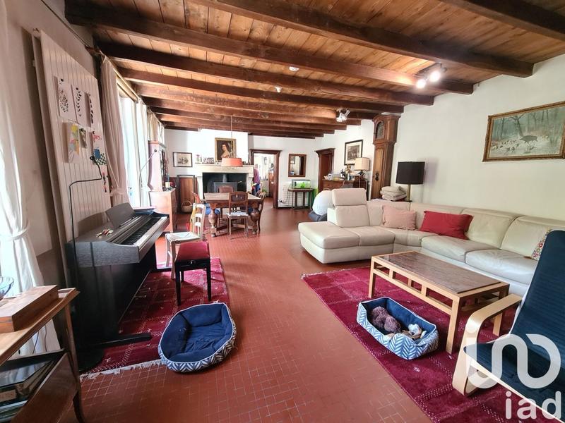 Maison - 340 m² - 15 pièces