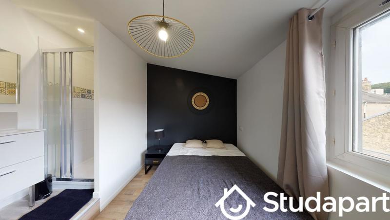 Chambre - 11 m² - 1 pièce