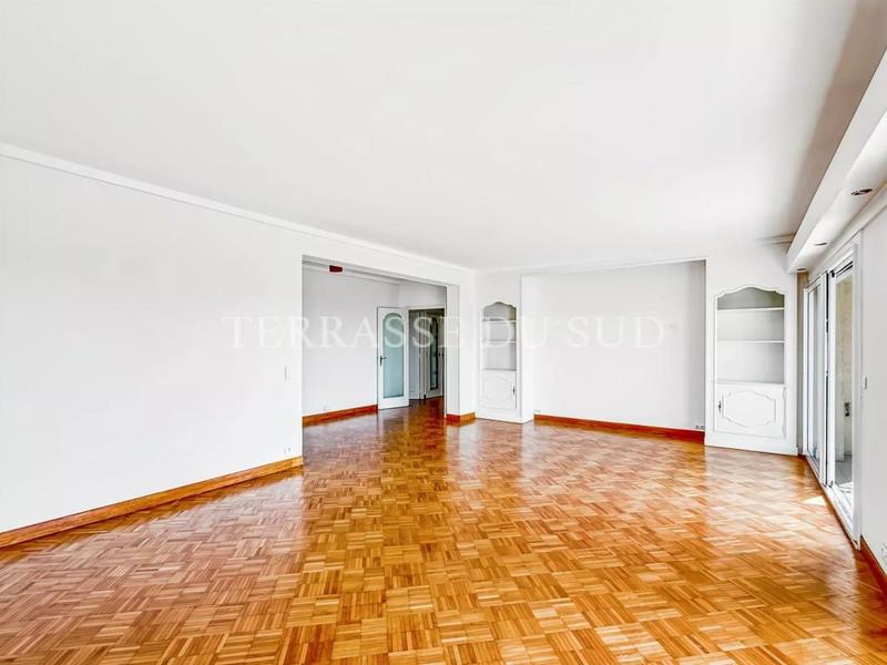 Appartement - 136 m² - 4 pièces