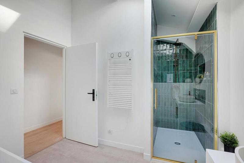 Appartement - 90 m² - 4 pièces