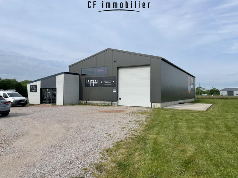 Local commercial - 320 m² - 2 pièces