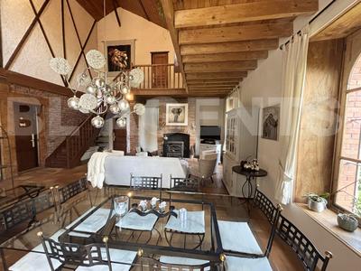 Maison de maîtres - 202 m² - 6 pièces