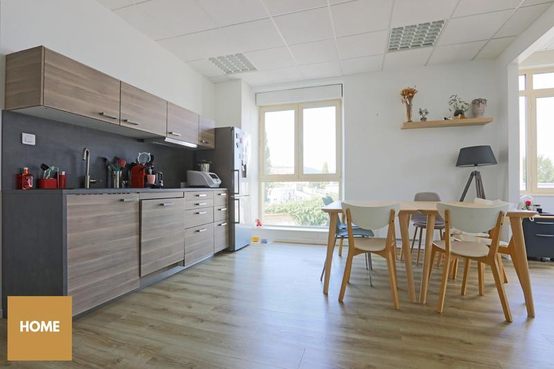 Appartement - 80 m² - 3 pièces