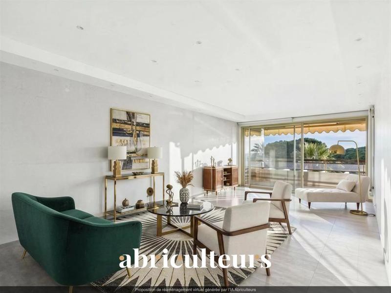 Appartement ancien - 84 m² - 4 pièces