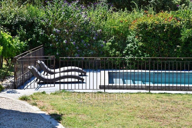 Villa - 177 m² - 7 pièces