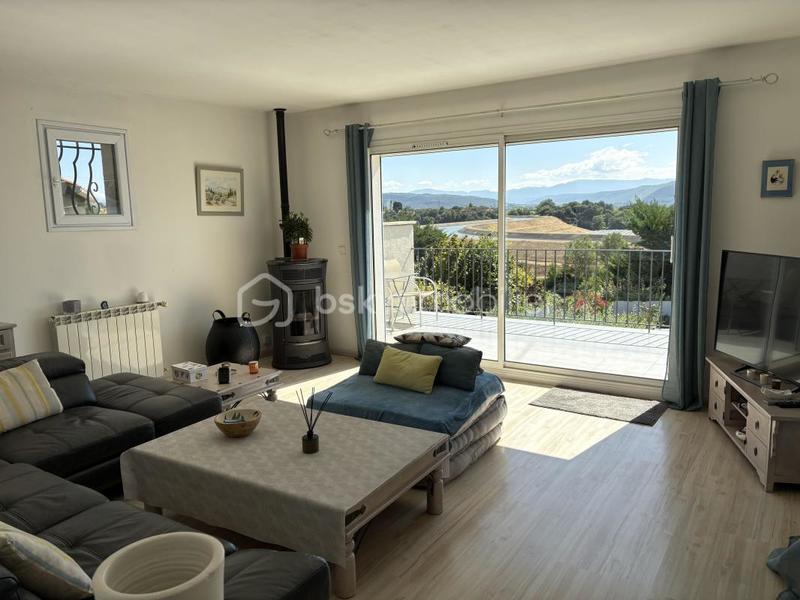 Maison traditionnelle - 110 m² - 5 pièces