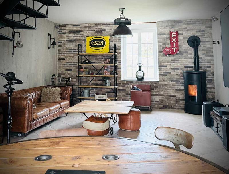 Maison - 215 m² - 6 pièces